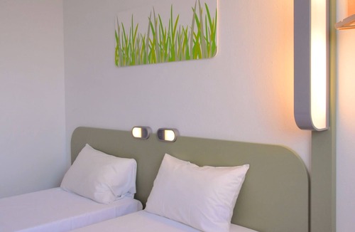 Fontajau House | ibis budget Girona Costa Brava