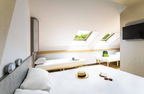 Voreppe Hotel | ibis budget Grenoble Voreppe