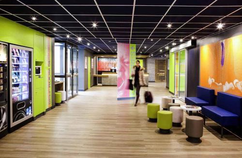 Grigny Hotel | ibis budget Grigny Centre