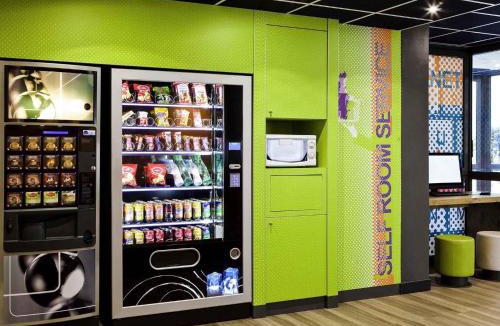 Grigny Hotel | ibis budget Grigny Centre