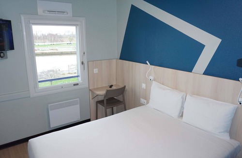 Honfleur Hotel | ibis budget Honfleur Centre Ville