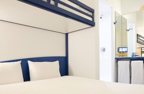 Libourne Hotel | Ibis Budget Libourne