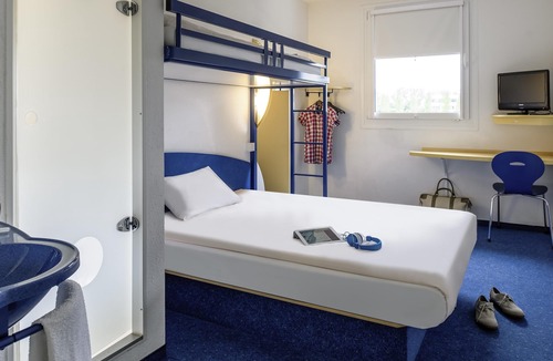 Libourne Hotel | Ibis Budget Libourne