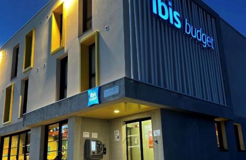 Loudeac Hotel | ibis budget Loudéac Vélodrome