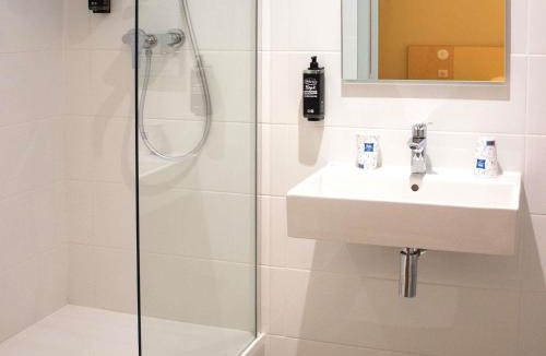 Aimargues Hotel | ibis budget Lunel Porte de Camargue