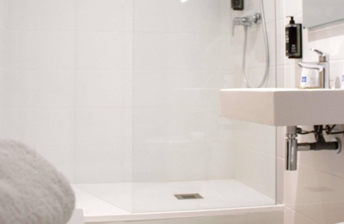 Aimargues Hotel | ibis budget Lunel Porte de Camargue