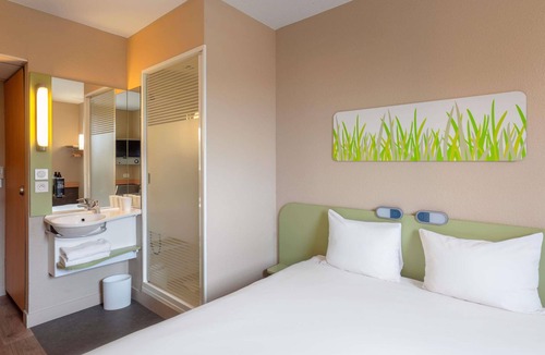 Manosque Hotel | ibis budget Manosque Cadarache