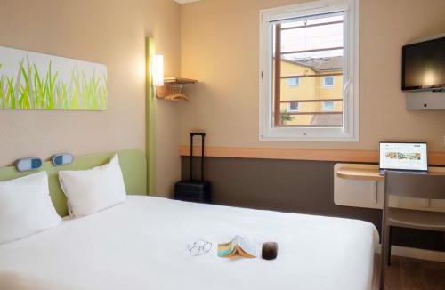 Manosque Hotel | Ibis Budget Manosque Cadarache