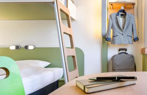 Montauban Hotel | ibis budget Montauban Les Chaumes
