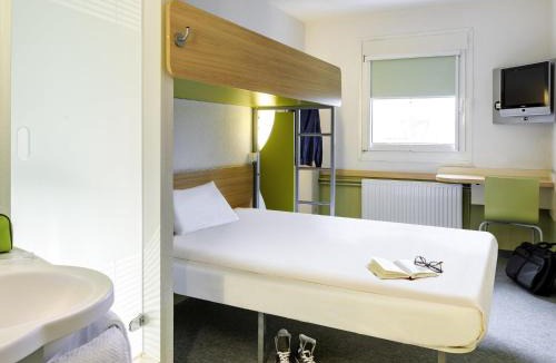 Montauban Hotel | ibis budget Montauban Les Chaumes