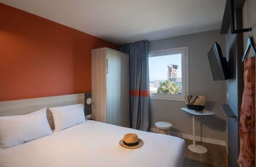 L'Arenas Hotel | ibis budget Nice Aeroport