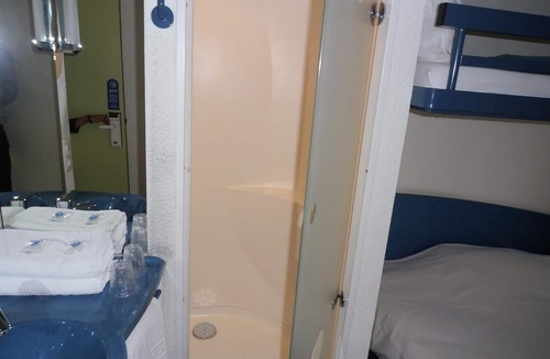 Meung-sur-Loire Hotel | ibis budget Orléans Ouest Meung Sur Loire