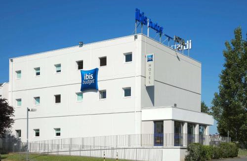 Poitiers Hotel | ibis budget Poitiers Sud