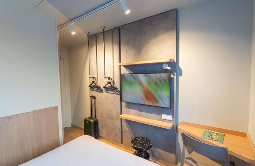 Cesson-Sevigne Hotel | ibis budget Rennes Cesson