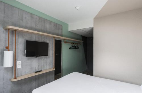 Senlis Hotel | ibis budget Senlis