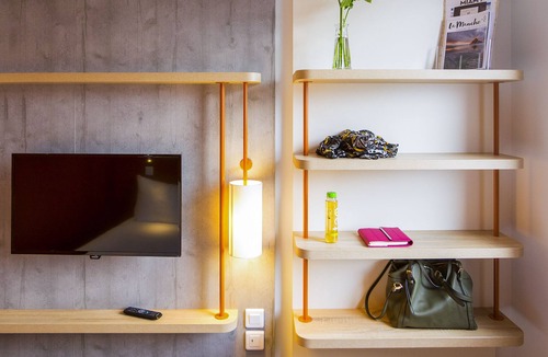 Senlis Hotel | ibis budget Senlis