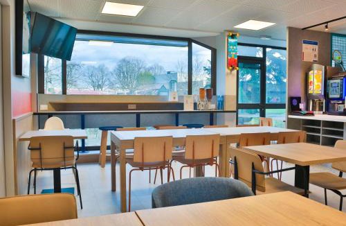 Chambray-les-Tours Hotel | ibis budget Tours Sud