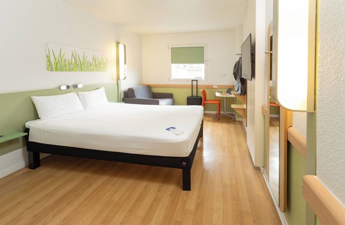 Manises Hotel | Ibis Budget Valencia Aeropuerto