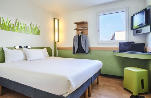 Coignieres Hotel | ibis budget Versailles Coignières