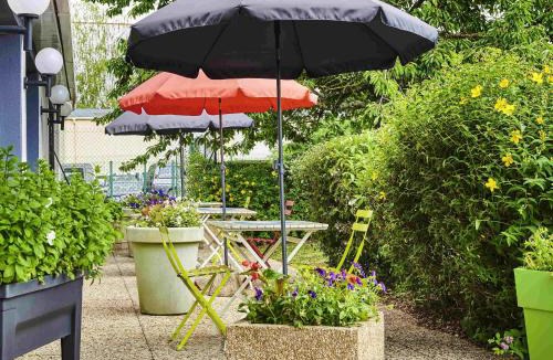 Coignieres Hotel | Ibis Budget Versailles Coignieres