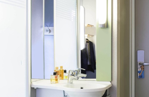 Glattbrugg Hotel | ibis budget Zurich Airport