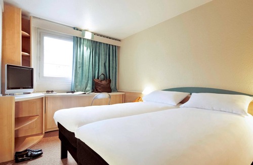 Calais Hotel | ibis Calais Car Ferry