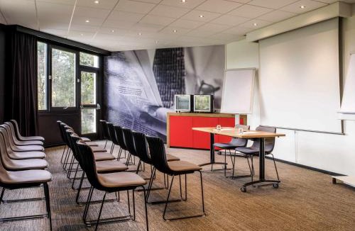 Chalons-en-Champagne Hotel | ibis Chalons en Champagne