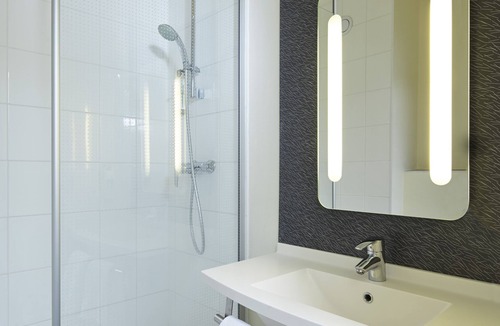 Luce Hotel | ibis Chartres Ouest Luce