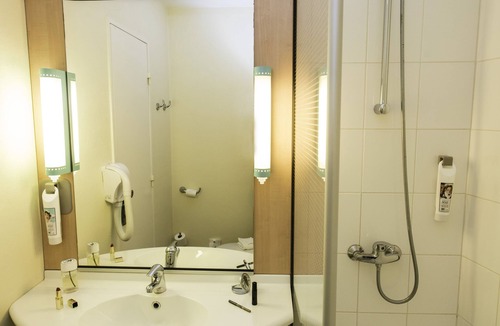 Essomes-sur-Marne Hotel | ibis Chateau Thierry