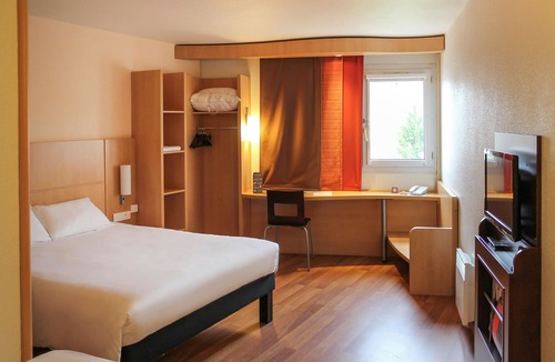 Essomes-sur-Marne Hotel | ibis Chateau Thierry