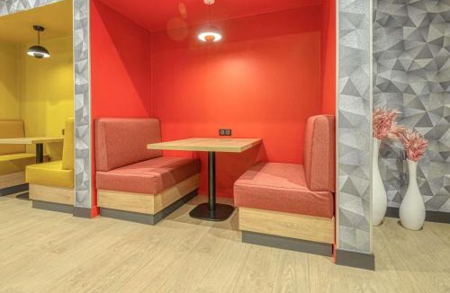 Cholet Hotel | ibis Cholet