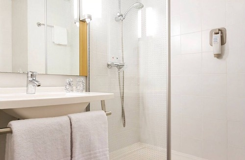 Douai Hotel | ibis Douai Centre