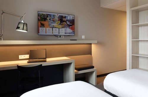 Dechy Hotel | ibis Douai Dechy