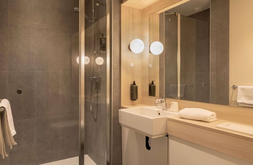 Dechy Hotel | ibis Douai Dechy