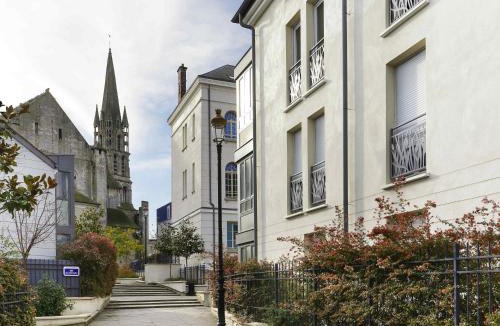 Etampes Hotel | ibis Etampes