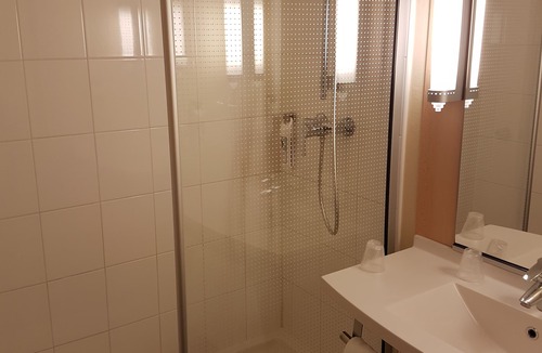 Courcouronnes Hotel | Ibis Evry-Courcouronnes