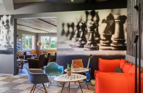 Falaise Hotel | ibis Falaise Coeur de Normandie