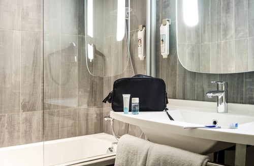 Les Herbiers Hotel | Ibis Les Herbiers