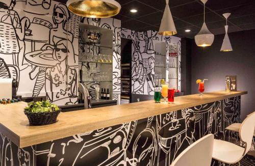 Lille Centre Ville Hotel | ibis Lille Centre Grand Palais