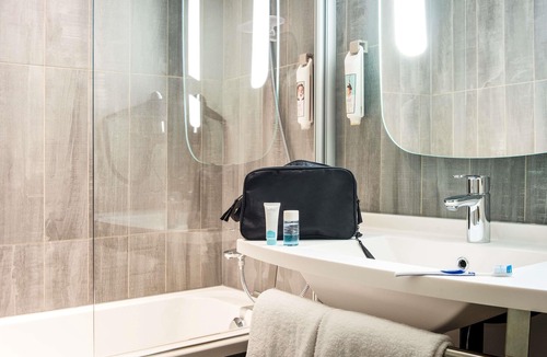 Lille Centre Ville Hotel | Ibis Lille Centre Grand Palais