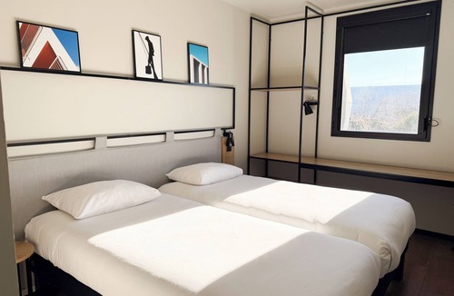 Lunel Hotel | Ibis Lunel Petite Camargue