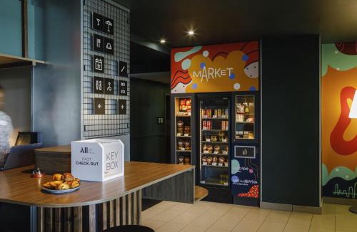 Jonage Hotel | ibis Lyon Est Meyzieu