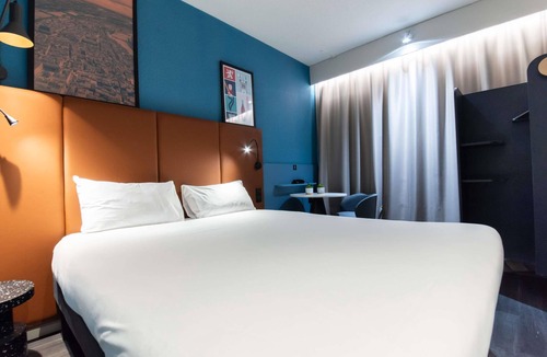 Dardilly Hotel | ibis Lyon Nord