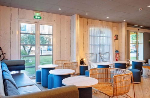 Manosque Hotel | ibis Manosque Cadarache