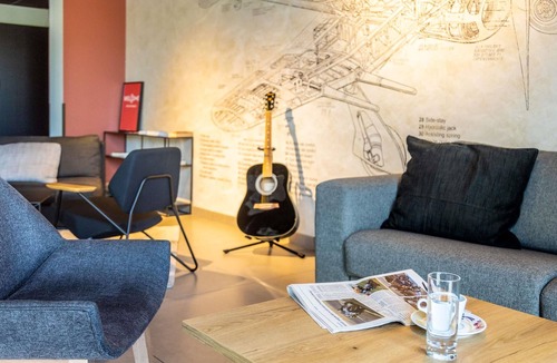 Marignane Hotel | Ibis Marseille Marignane Technopole