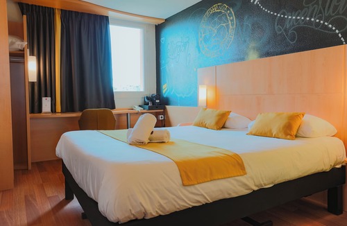 Marignane Hotel | ibis Marseille Provence Aéroport
