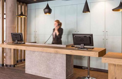 Les Tourrettes Hotel | ibis Montélimar Nord