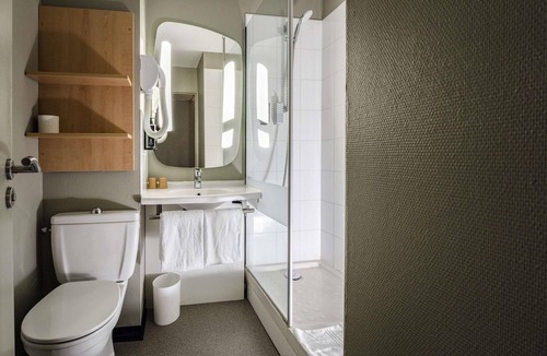 Montargis Hotel | ibis Montargis