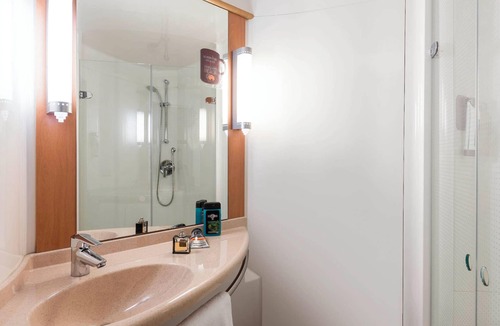 Montbeliard Hotel | ibis Montbeliard