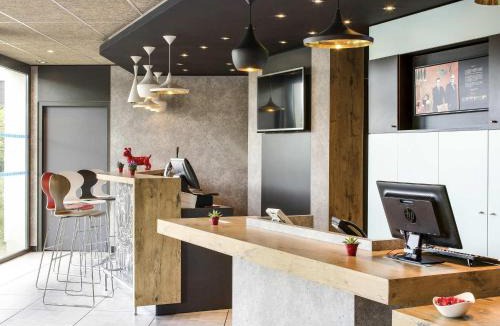 Montceau-les-Mines Hotel | ibis Montceau les Mines